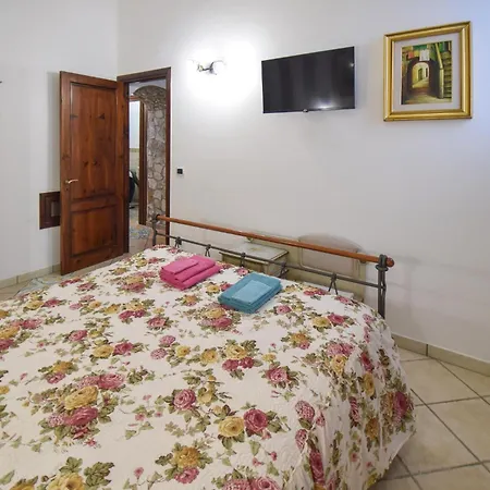 1 Bedroom Beautiful In Molina Apartment