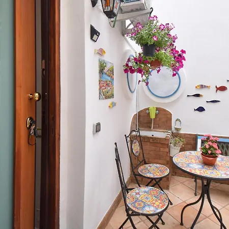Apartment 1 Bedroom Beautiful In Molina Molina (Salerno)